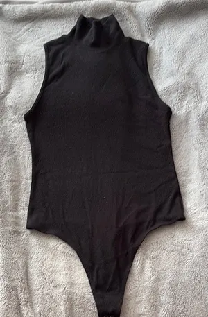EUC Women’s American Eagle Black Sleeveless Mock Neck Bodysuit Size M thumbnail 1