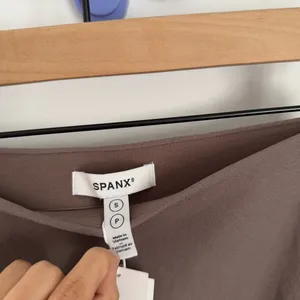 Spanx Small NEW Satin Crepe Asymmetrical Skirt Smoke Beige Tan Office Business thumbnail 3