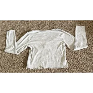 Old Navy‎ Women's Gray Cropped Long Sleeve Tee Size Medium thumbnail 8