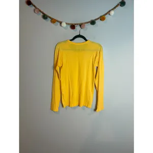 Amazon golden yellow seamless athletic top thumbnail 2