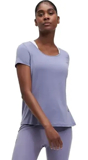 RUNNING ON CLOUD‎ Active T Breathe Lilac Tee Shirt Short Sleeve Purple Small thumbnail 1