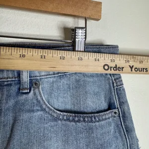 Express Women's Straight Mini Mid Rise Distressed Denim Skirt Blue Size 6 thumbnail 4