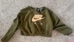 Nike Cropped Sweatshirt thumbnail 1