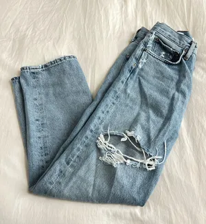 AGOLDE '90s Crop Distressed Jeans in Echo thumbnail 2