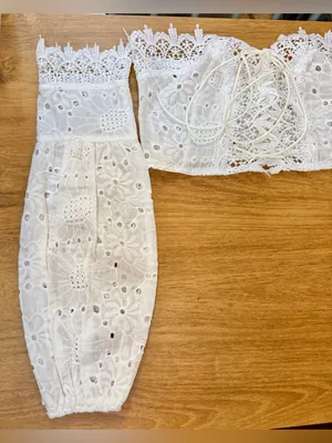 SHEIN XS White Eyelet Lace Crop Top Detachable Sleeves Off Shoulder Halloween thumbnail 4