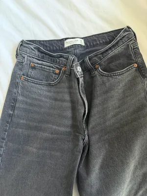 90s Relaxed Abercrombie Jeans thumbnail 2