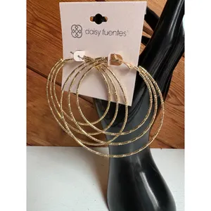 Daisy Fuentes Gold Hoop Earrings thumbnail 2