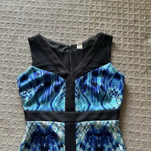 Sangria Blue Black Geometric Mini Bodycon‎ Dress V Neck Womens Career Office thumbnail 2