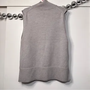 Aritzia Babaton Successor Merino Wool Sleeveless Turtleneck Sweater Top thumbnail 8