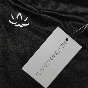 NWT Beyond‎ Yoga Womens Pocket Infinity Scarf thumbnail 2