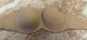 Skims Fits Everybody Strapless Bra thumbnail 1
