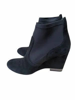 Tory Burch 'Brenda' Wedge Black Suede Bootie Size 8.5 thumbnail 2
