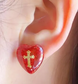 Kawaii Goth vintage romance style Cross heart stud earrings✨ thumbnail 1
