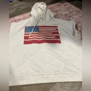 Fantastic fawn‎ Gray Hoodie with American Flag Design thumbnail 5