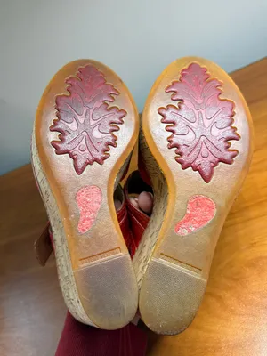 Born Red Leather Slip On Wedge Heel Sandal Gold Buckle Detail Comfort‎ 9/40.5 thumbnail 9