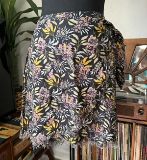 NWT Natural Life Holly Wrap Mini Skirt thumbnail 1