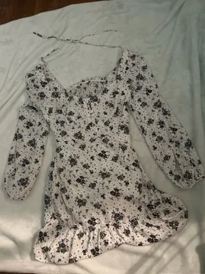 Forever 21 Floral Dress thumbnail 1