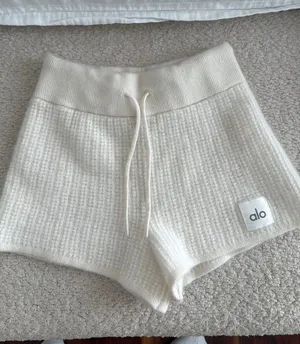 Alo cashmere shorts thumbnail 1
