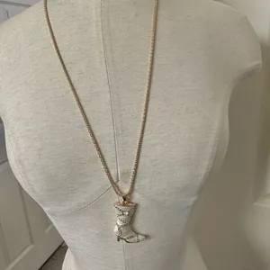 Betsey Johnson enamel rhinestone boot pendant necklace thumbnail 5
