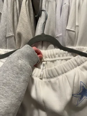 Skims Sweatpants thumbnail 3
