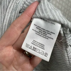 Anthropologie Akemi + Kin Grey White Striped Boxy Short Sleeve Top‎ thumbnail 6