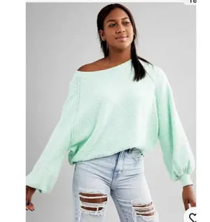 FREE PEOPLE Found My Friend Bouclé Pullover in Misty Jade Size Small thumbnail 8