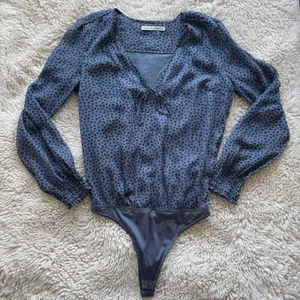 Abercrombie & Fitch Long Sleeve Blue Leopard Print Bodysuit - Size S thumbnail 1
