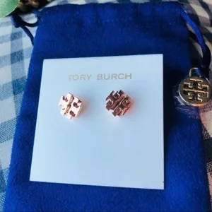 Tory Burch Rose Gold Double T Logo Stud Earrings NWT NWT thumbnail 4
