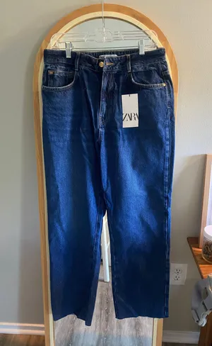 High Rise Straight Leg Jeans Medium Wash thumbnail 1