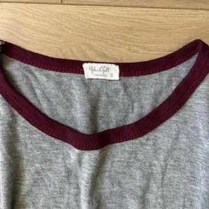 Brandy Melville Ringer Tee thumbnail 2