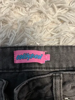 Edikted Black Jeans Low-Rise thumbnail 2