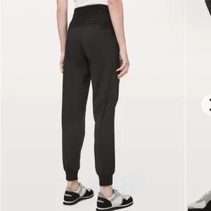 Lululemon Dance Studio Jogger size 2 thumbnail 8