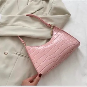 🌸NEW🌸 PINK SHOULDER BAG thumbnail 2