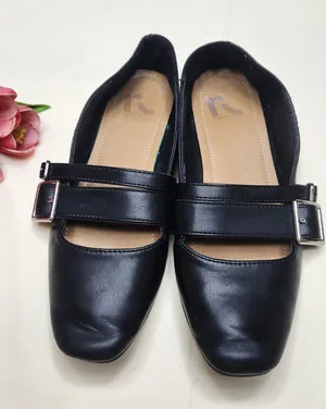 Report Women's Plume Black Double Strap Mary Jane Flats Buckle Shoes Size 6.5 M thumbnail 1
