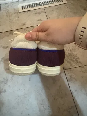 Rothy’s RS02 Sneakers in Maroon thumbnail 6