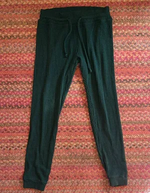 Beyond Yoga Dark Green Waffle Knit Jogger Pants thumbnail 1