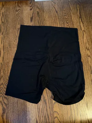 Maternity Athletic Shorts Black Size L thumbnail 2