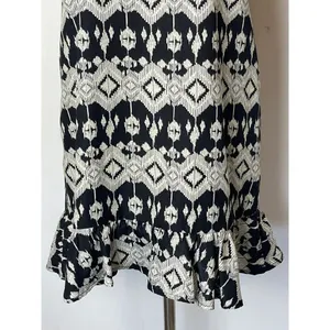 Kiwi‎ Tucker Tank Top Women Medium Black Cream Geometric Aztec Ruffle Hem Tunic thumbnail 5