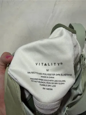 Vitality athletica ascend II Hue sports bra medium green thumbnail 8