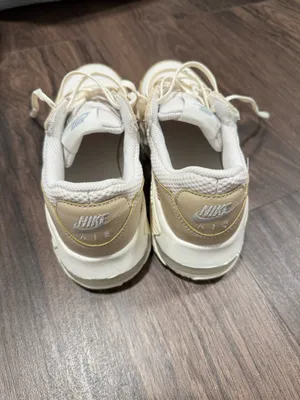 Nike Air Max Women’s Sneakers thumbnail 2