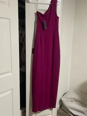 Lulus Magenta One-Shoulder Cutout Maxi Dress Size S NWT thumbnail 8