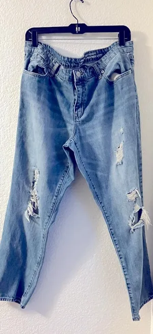 Gap Sexy Boyfriend Fit thumbnail 1