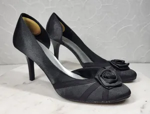 Fioni Dress Pumps Womens‎ 8.5 Black Satin Rose Stiletto High Heels Formal thumbnail 1