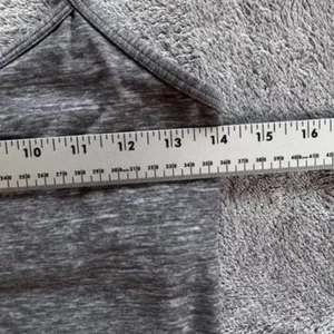 Lululemon Power Y Tank Sz 6 Gray thumbnail 7