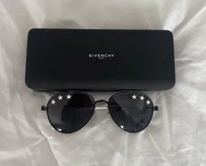 Givenchy Sunglasses thumbnail 1
