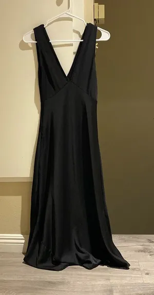 RUMOURS v neck Elegant Black Sleeveless midi Dress thumbnail 1
