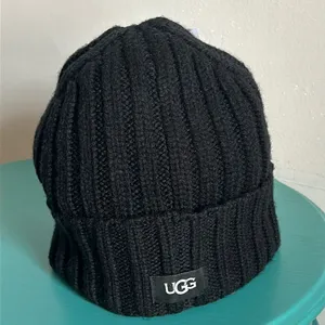 New UGG Soft Cozy Plush Chunky Ribbed Wool Blend Cold Weather Outdoor Beanie thumbnail 3