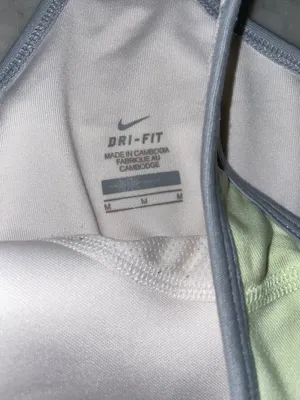 Nike workout tank thumbnail 2