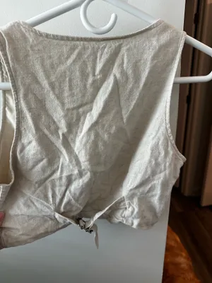Hollister Vest Cropped thumbnail 3