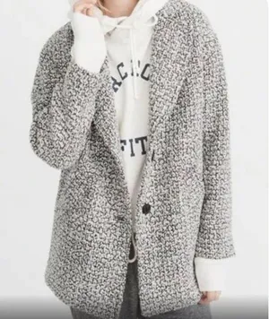 Abercrombie & Fitch Bouclé Wool Jacket Button Front Coat, Gray size S thumbnail 1